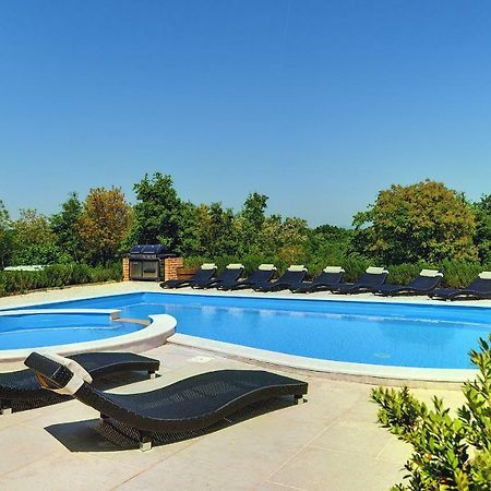 Villas Vea Histria Rezanci Exterior photo